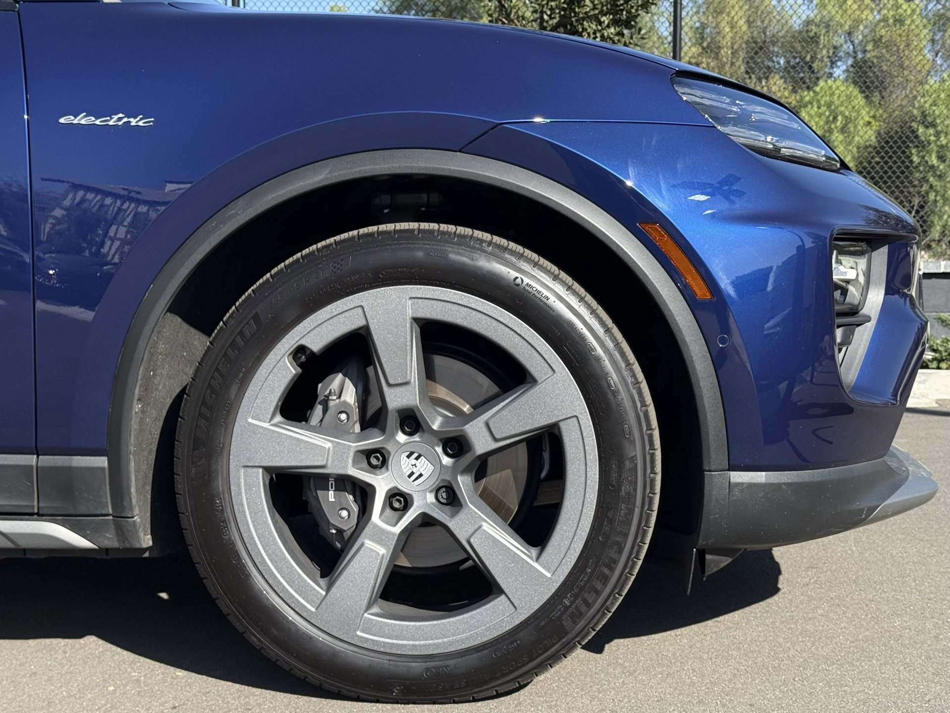 Used 2025 Porsche Macan Electric image 12