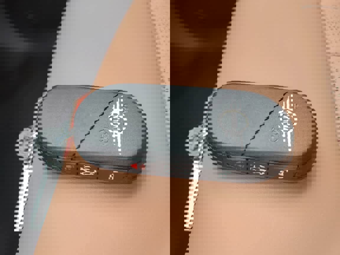 Used 2025 MINI Cooper Countryman SE w/ Comfort Package Max image 23