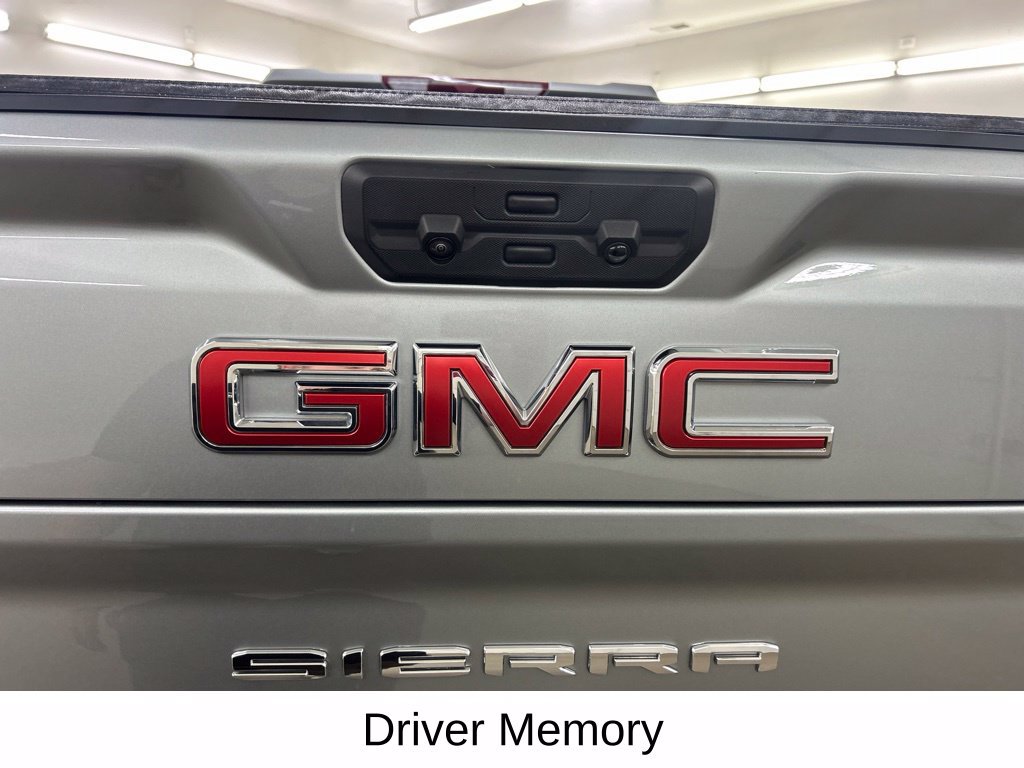Used 2024 GMC Sierra 2500 SLT w/ SLT Premium Package AWD/4WD image 30