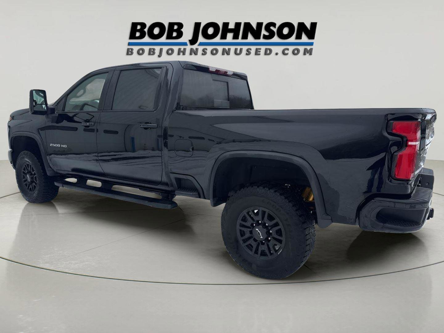 Used 2024 Chevrolet Silverado 2500 ZR2 w/ Technology Package AWD/4WD image 4