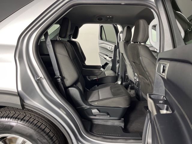 Used 2022 Ford Explorer XLT image 47