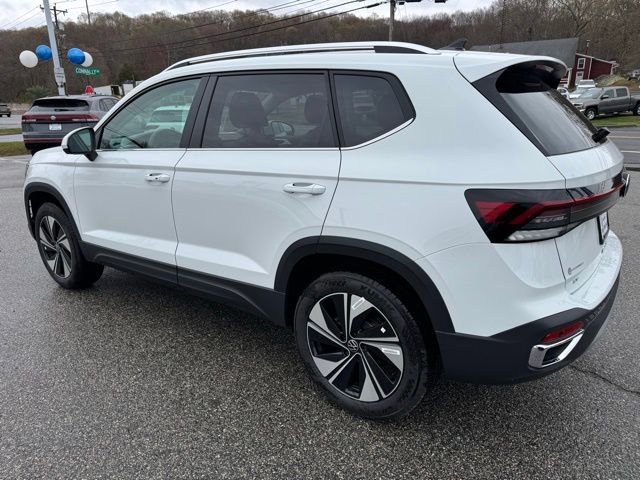 New 2026 Volkswagen Taos SE AWD/4WD image 7