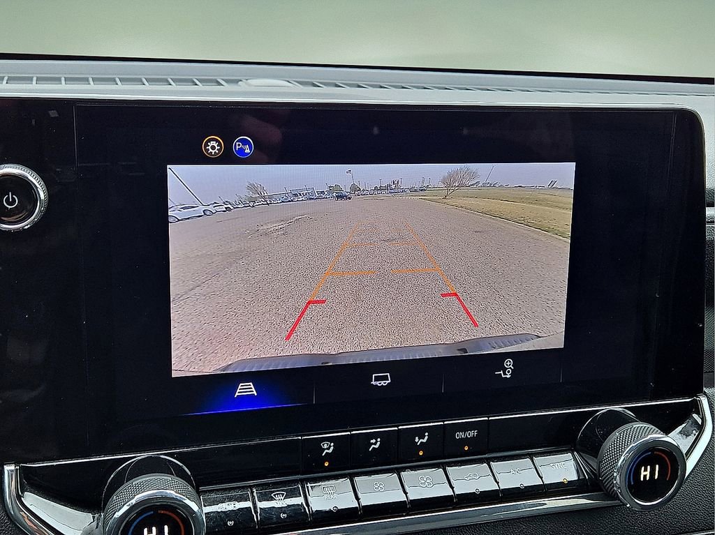 Used 2025 Chevrolet Colorado Trail Boss w/ Midnight Edition image 25