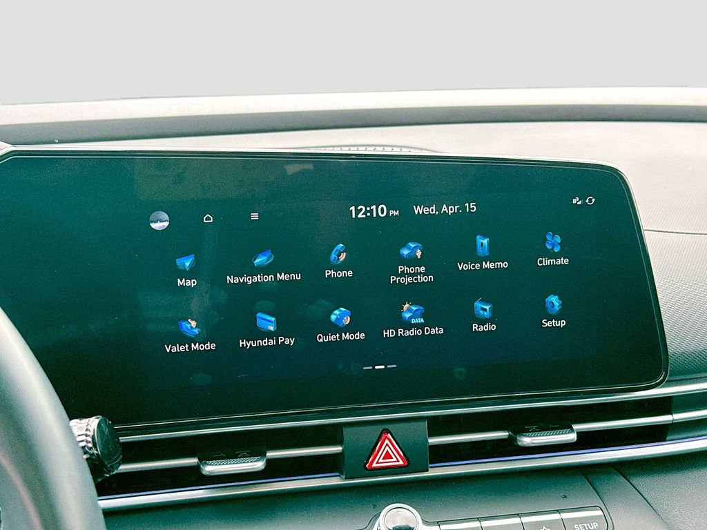 Used 2024 Hyundai Elantra Limited image 15