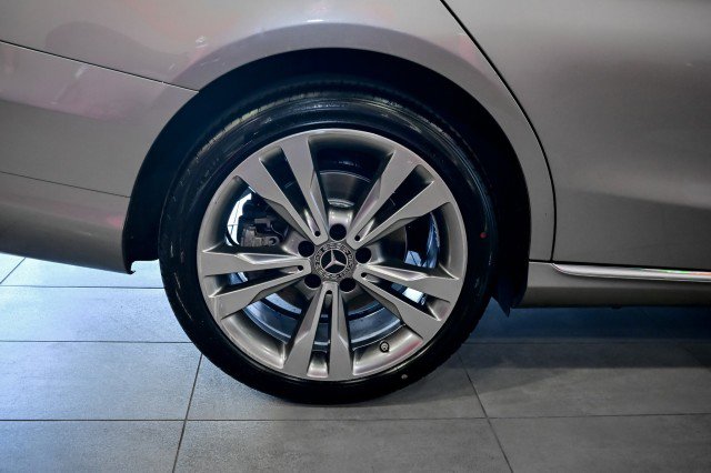 Used 2019 Mercedes-Benz C 300 4MATIC Sedan w/ Multimedia Package image 34