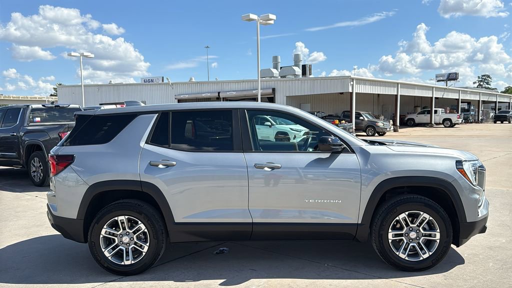 Used 2025 GMC Terrain Elevation FWD image 6