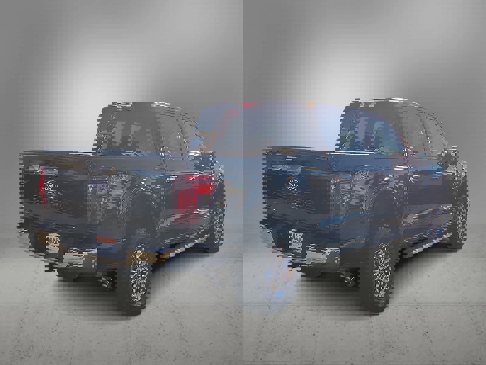 Used 2024 Ford F150 XLT w/ Mobile Office Package image 9