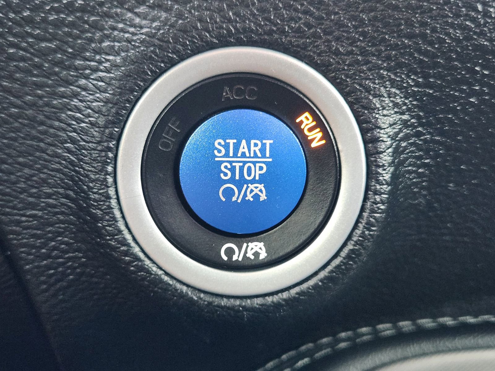 Used 2023 Dodge Challenger R/T w/ Blacktop Package image 18