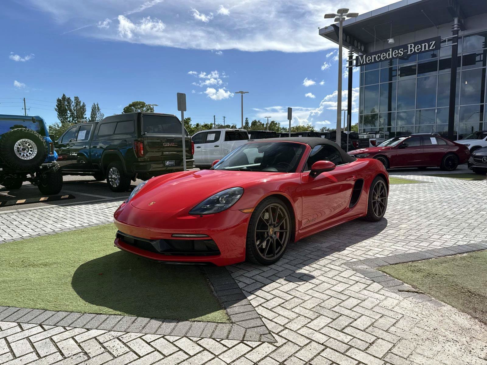 Used 2024 Porsche 718 Boxster GTS RWD image 11