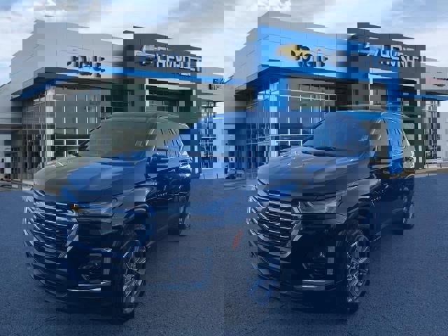 Used 2023 Chevrolet Traverse LT image 4