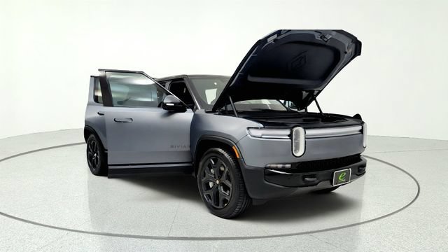 Used 2026 Rivian R1S Adventure AWD/4WD image 11