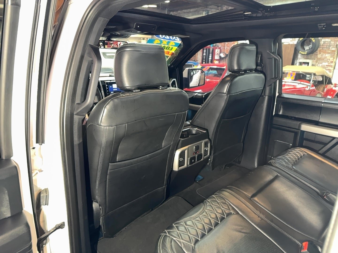 Used 2020 Ford F150 Lariat w/ Equipment Group 502A Luxury AWD/4WD image 92
