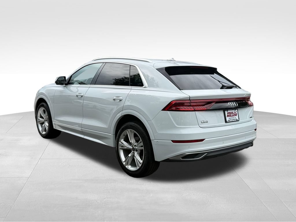 Used 2022 Audi Q8 Premium Plus AWD/4WD image 6