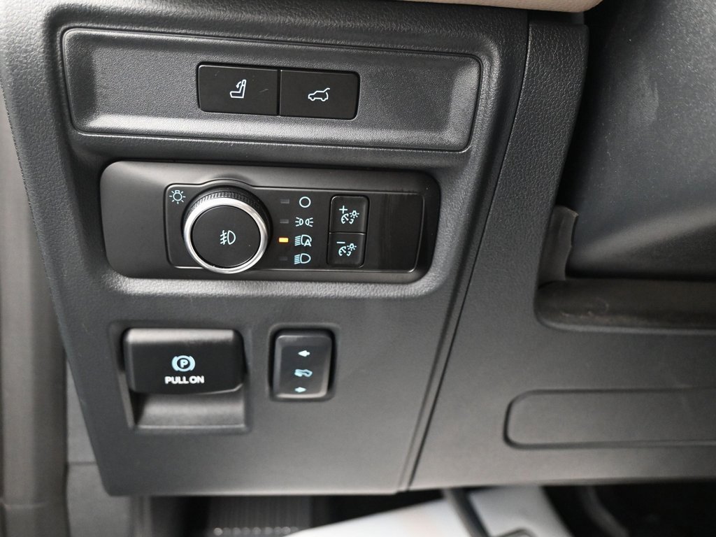 Used 2023 Ford Expedition Limited image 27