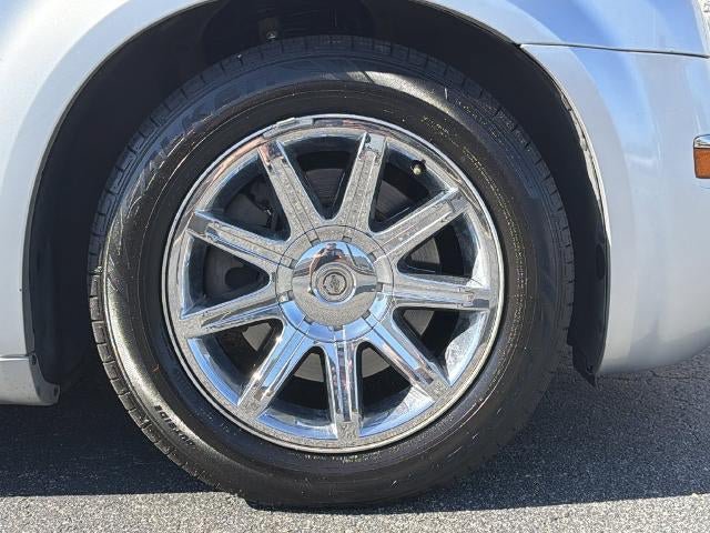 Used 2005 Chrysler 300 C RWD image 12