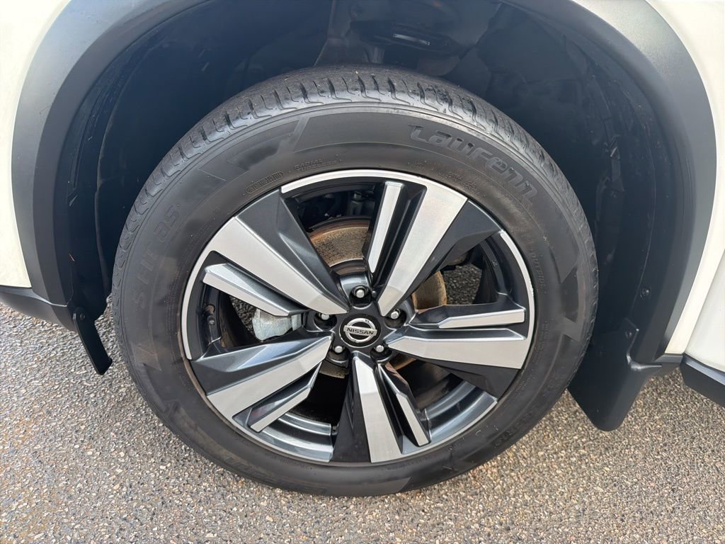 Used 2021 Nissan Rogue SL image 10