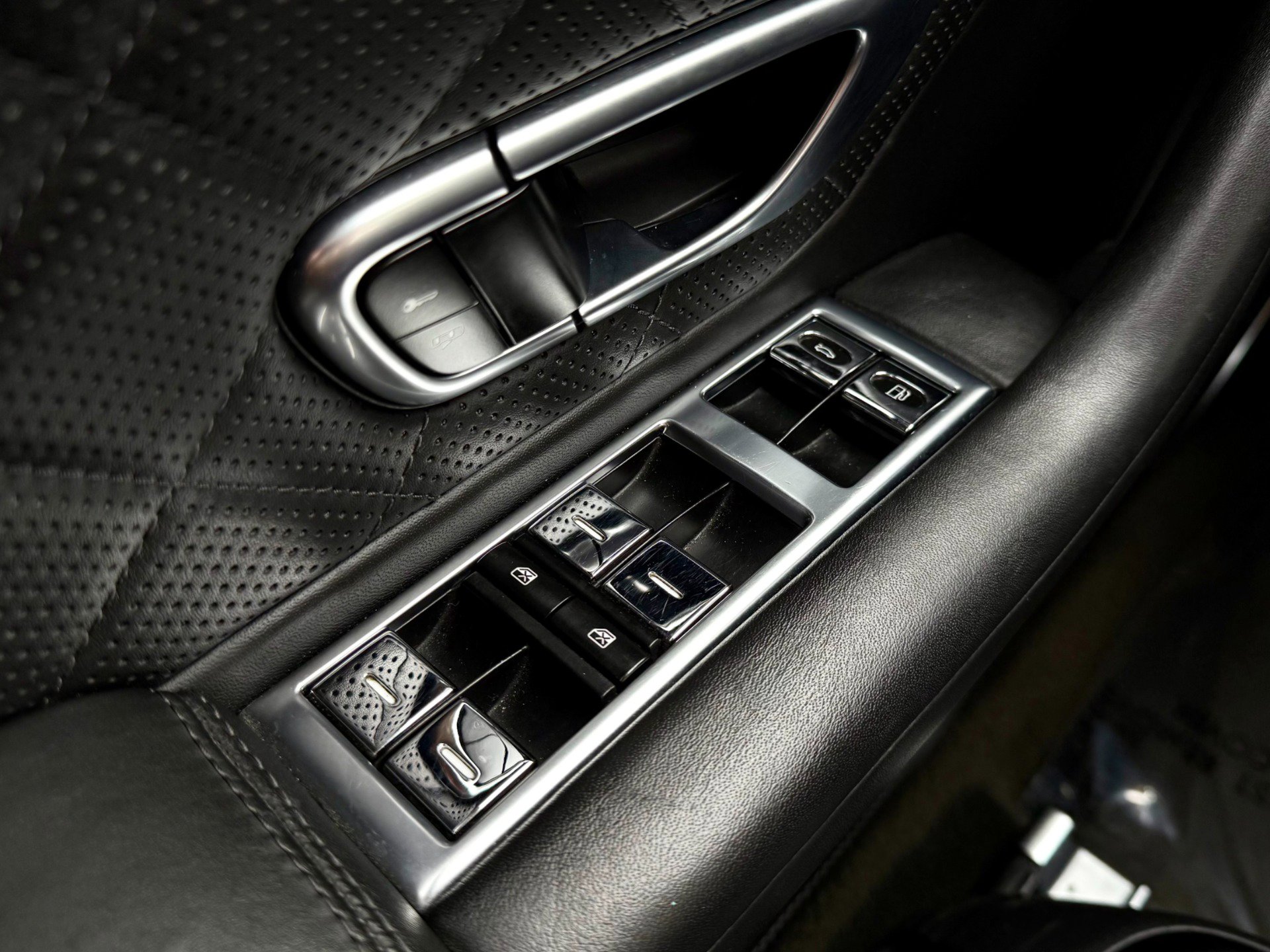 Used 2017 Bentley Continental GT image 41