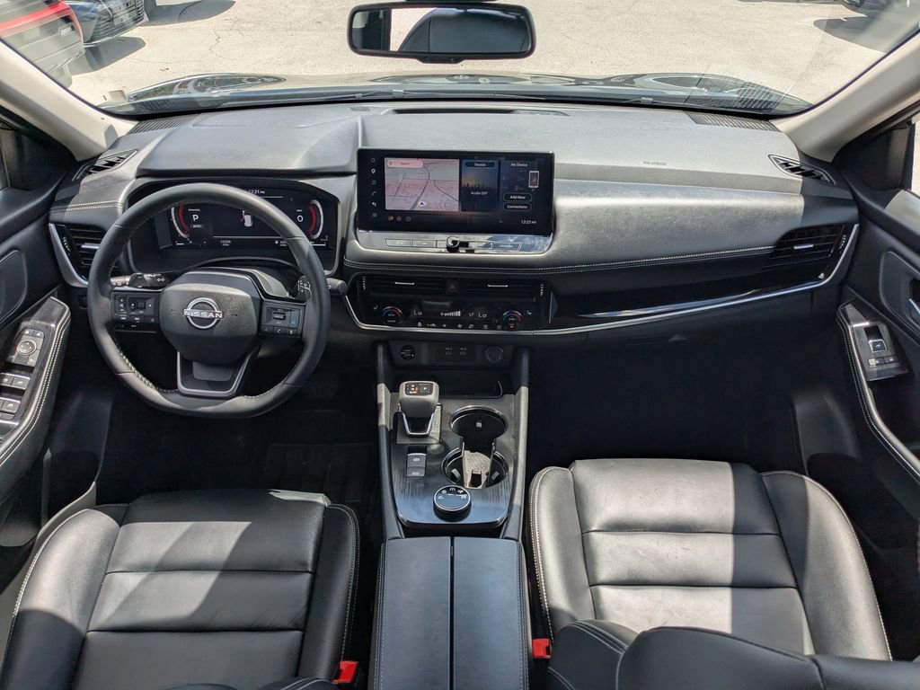 Used 2026 Nissan Rogue SL AWD/4WD image 14