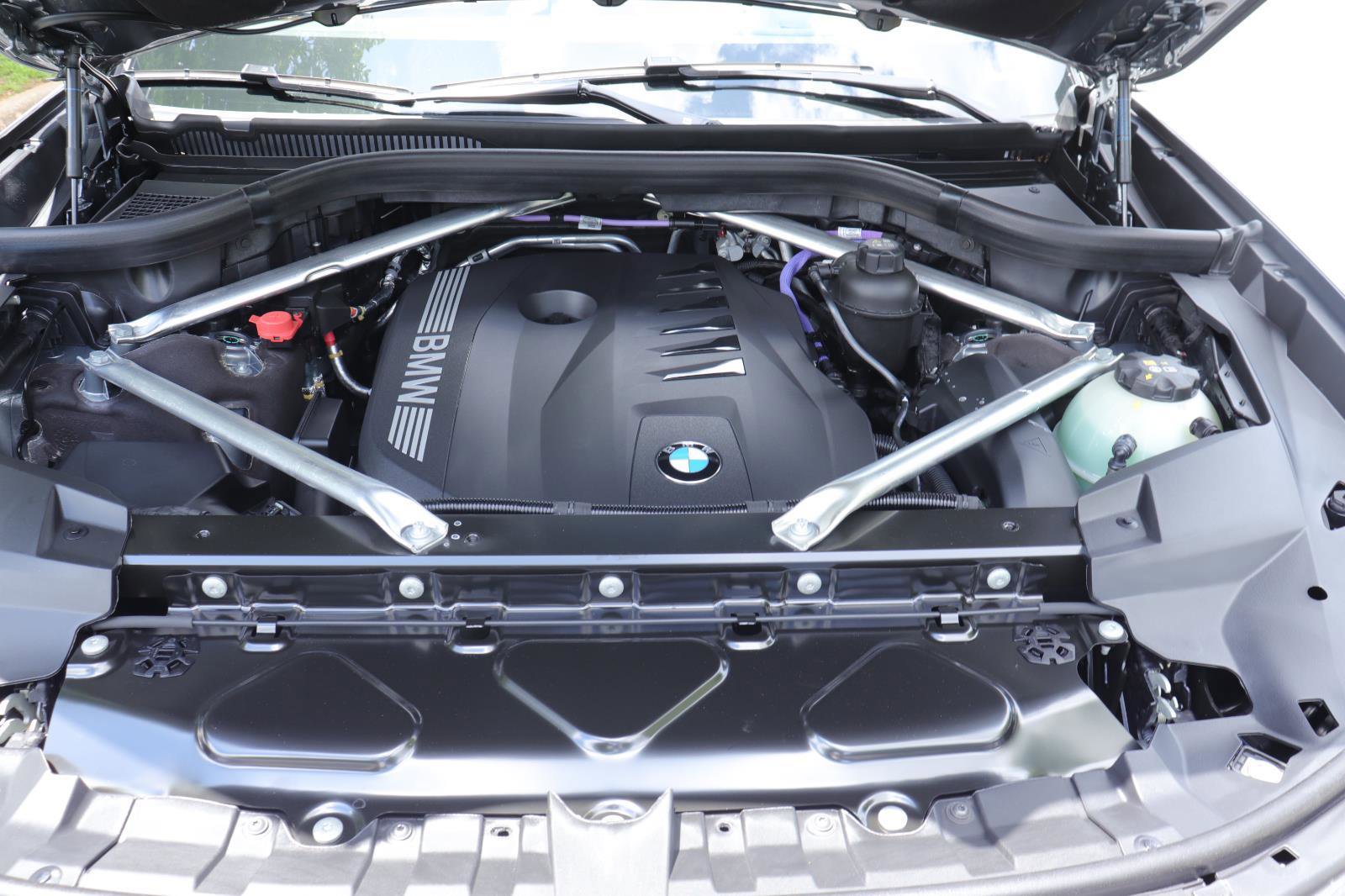 New 2026 BMW X7 xDrive40i w/ Premium Package image 44