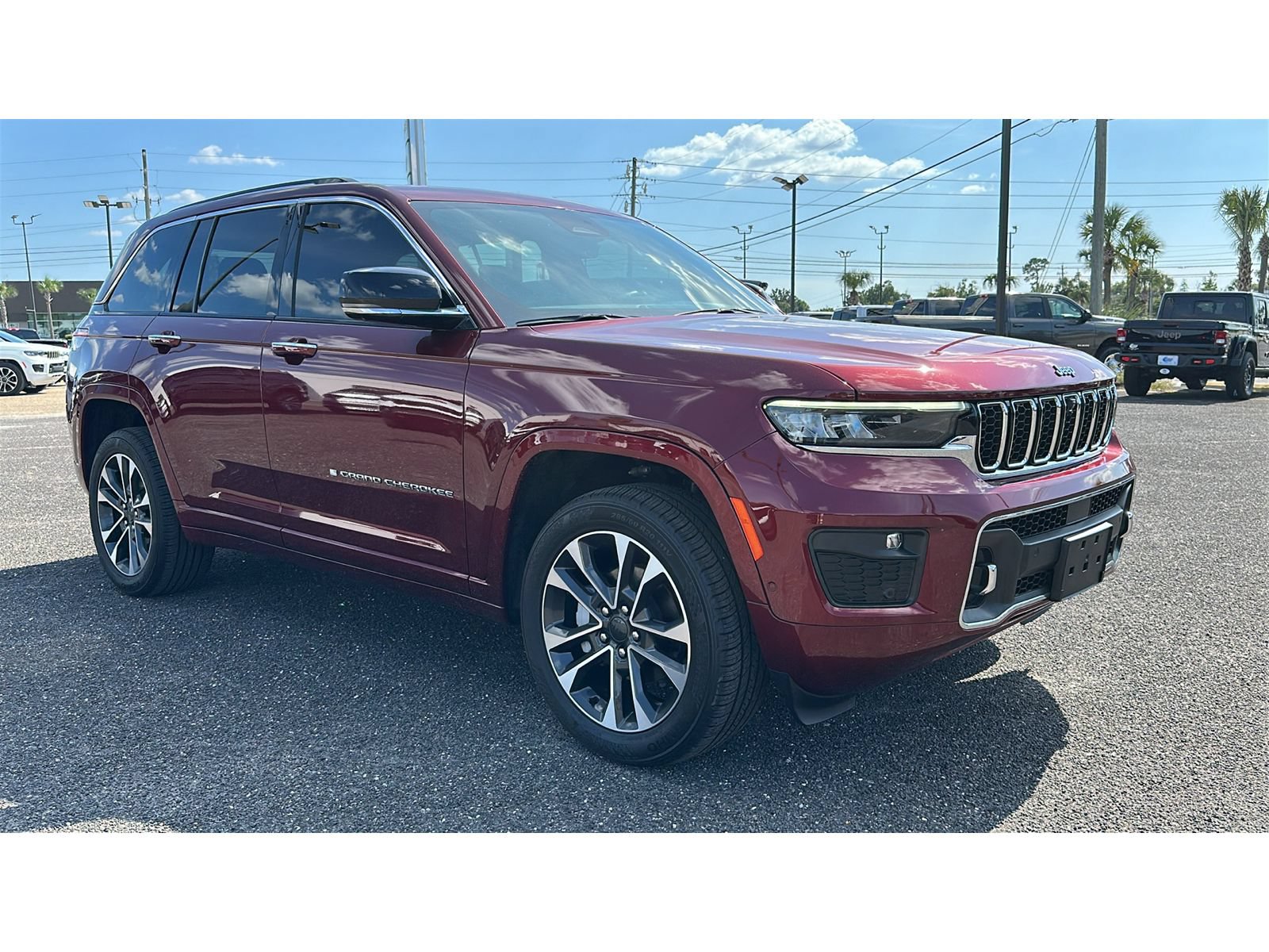 Used 2023 Jeep Grand Cherokee Overland w/ Adv Protech Group III RWD image 8