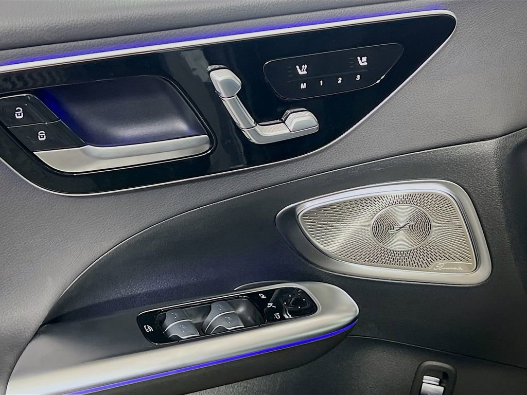 Used 2026 Mercedes-Benz C 300 4MATIC Sedan image 21