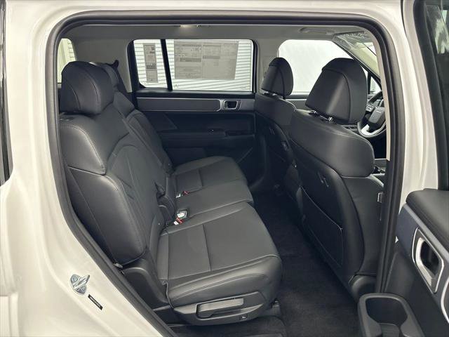 New 2026 Hyundai Santa Fe SEL FWD image 16