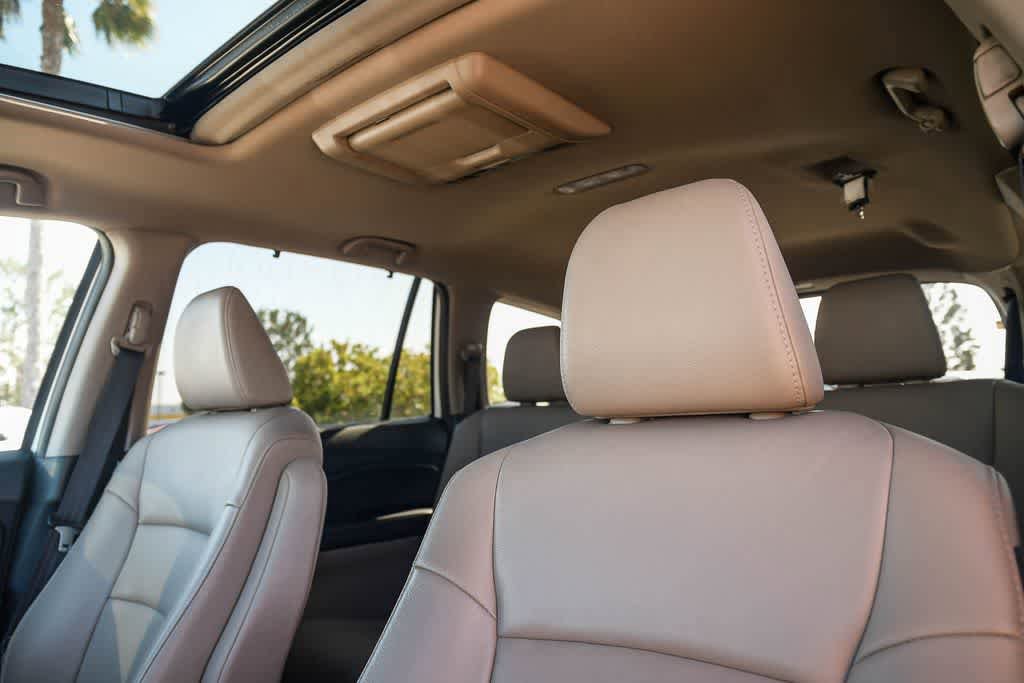 Used 2016 Honda Pilot Touring image 17