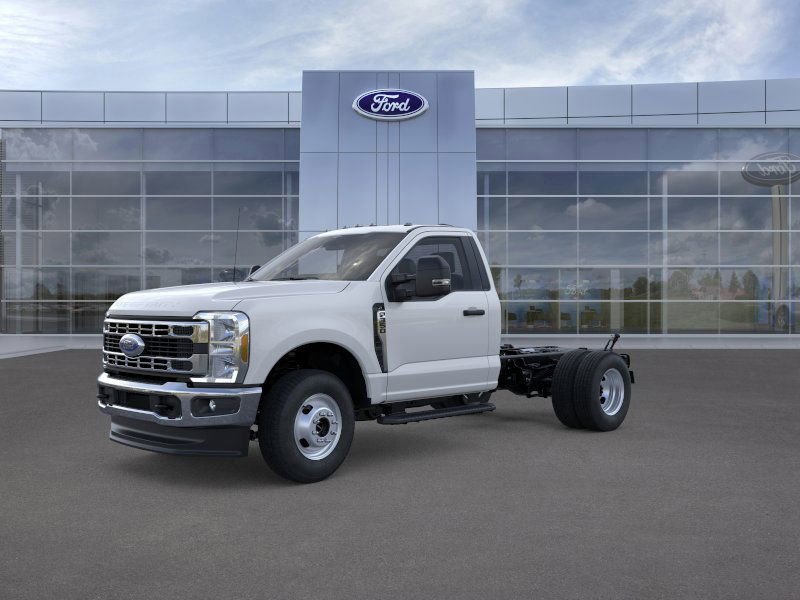 New 2025 Ford F350 XL w/ XL Chrome Package