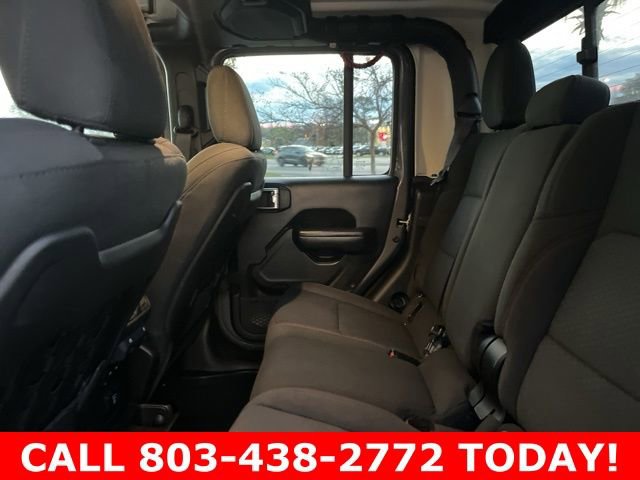 Used 2021 Jeep Gladiator Rubicon image 12