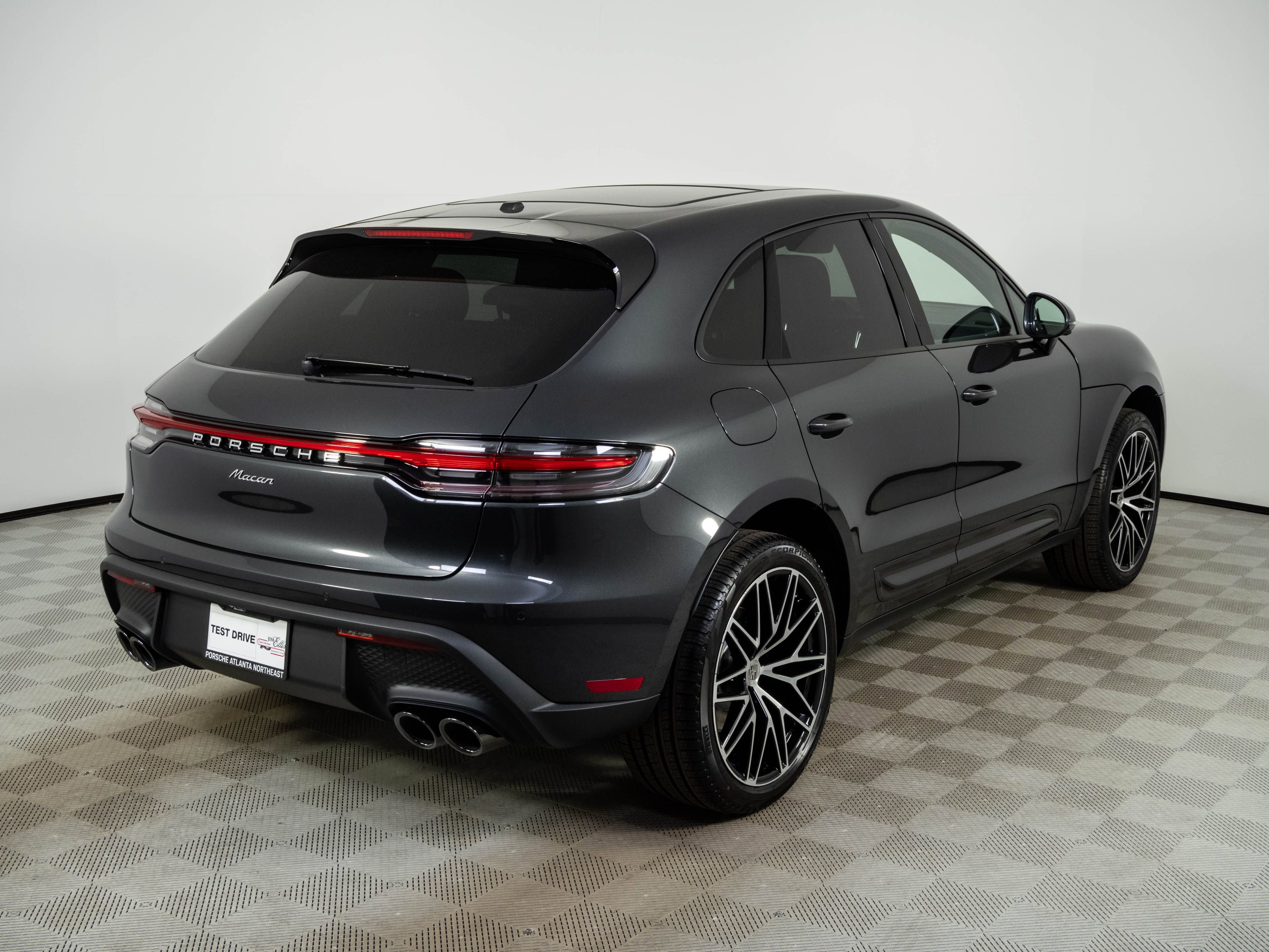 New 2026 Porsche Macan AWD/4WD image 29