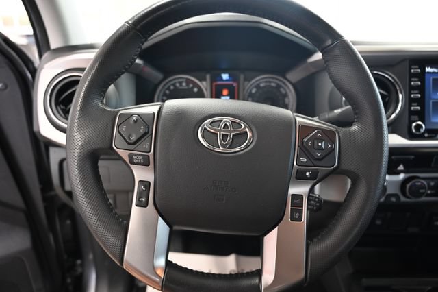 Used 2022 Toyota Tacoma SR5 AWD/4WD image 23