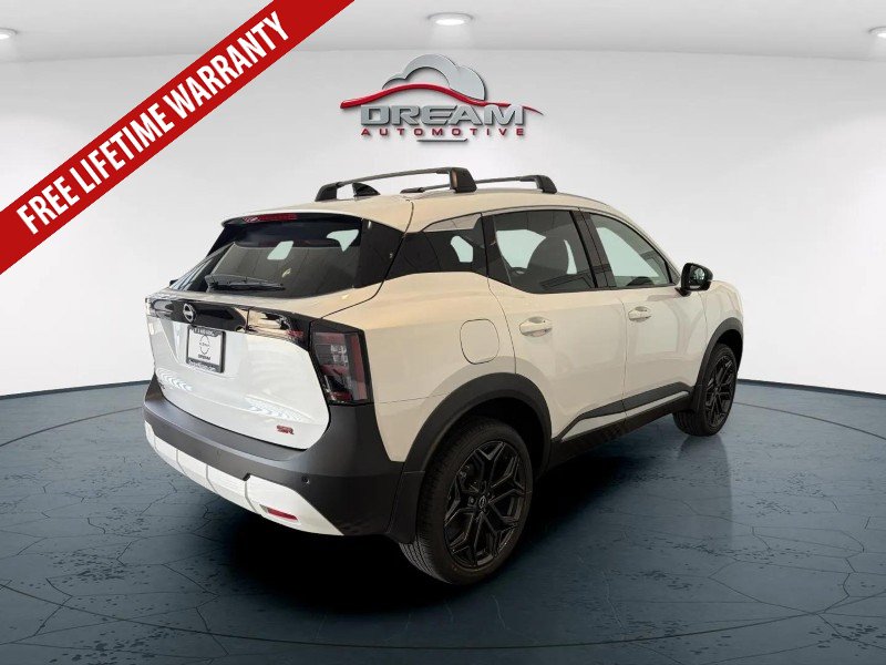 New 2026 Nissan Kicks SR w/ Cold Weather Package FWD image 18
