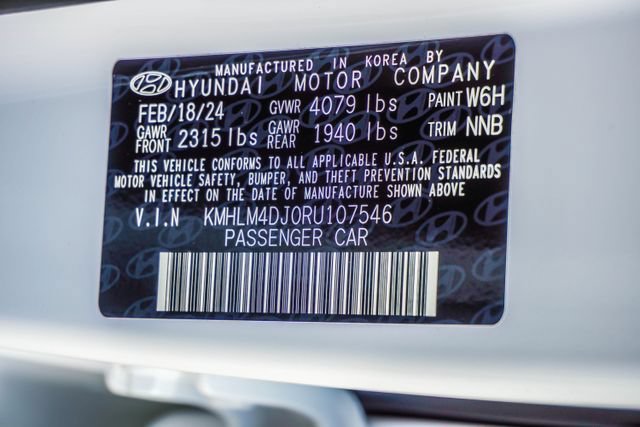 Used 2024 Hyundai Elantra Blue FWD image 39