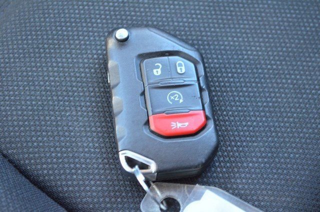 Used 2023 Jeep Wrangler Sport S image 26