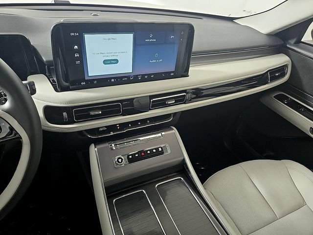 New 2026 Lincoln Aviator 2WD image 16