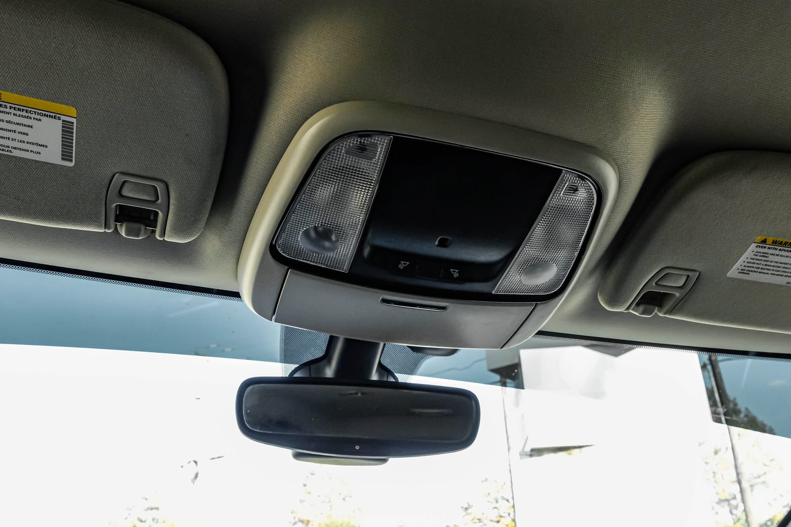 Used 2021 Dodge Durango SXT w/ 3rd Row Seating Group RWD image 30