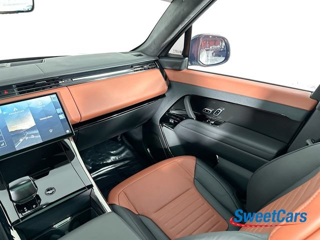 Used 2024 Land Rover Range Rover Sport AWD/4WD image 37