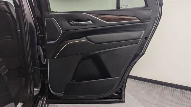 Used 2023 Cadillac Escalade Luxury w/ LPO, Floor Liner Package image 18