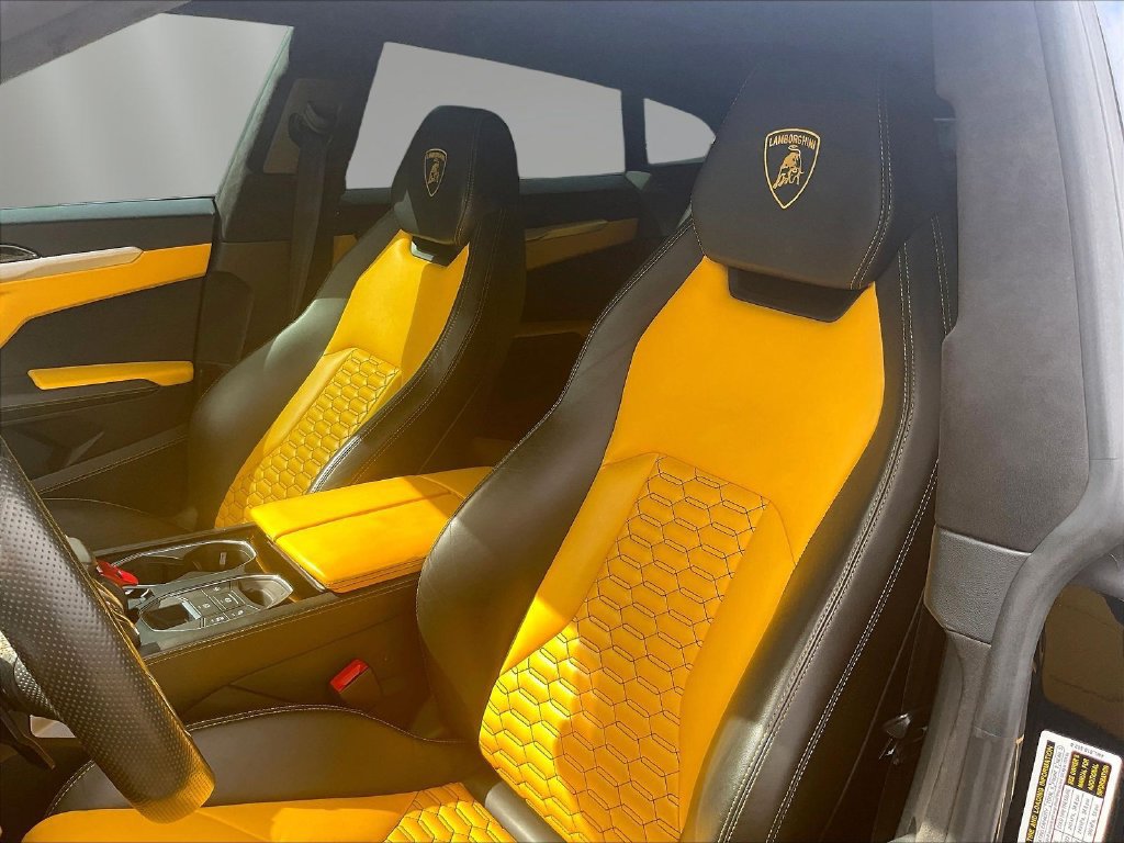 Used 2021 Lamborghini Urus AWD/4WD image 21