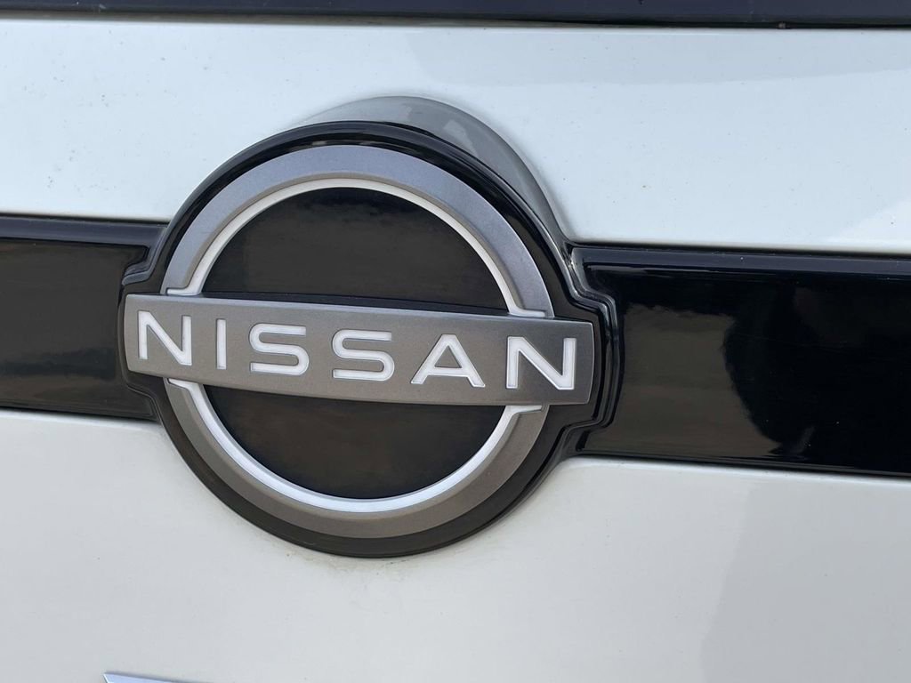 Used 2024 Nissan Pathfinder S image 9