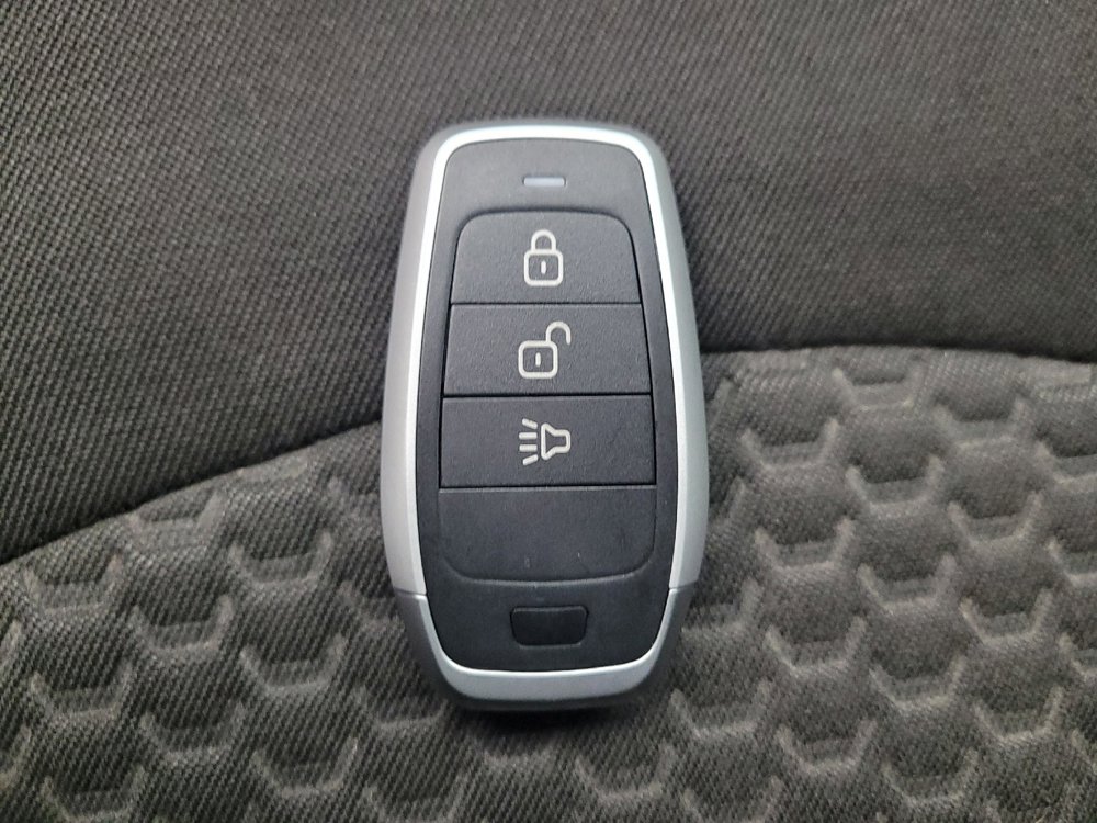 Used 2020 GMC Terrain SLE w/ Driver Convenience Package image 32