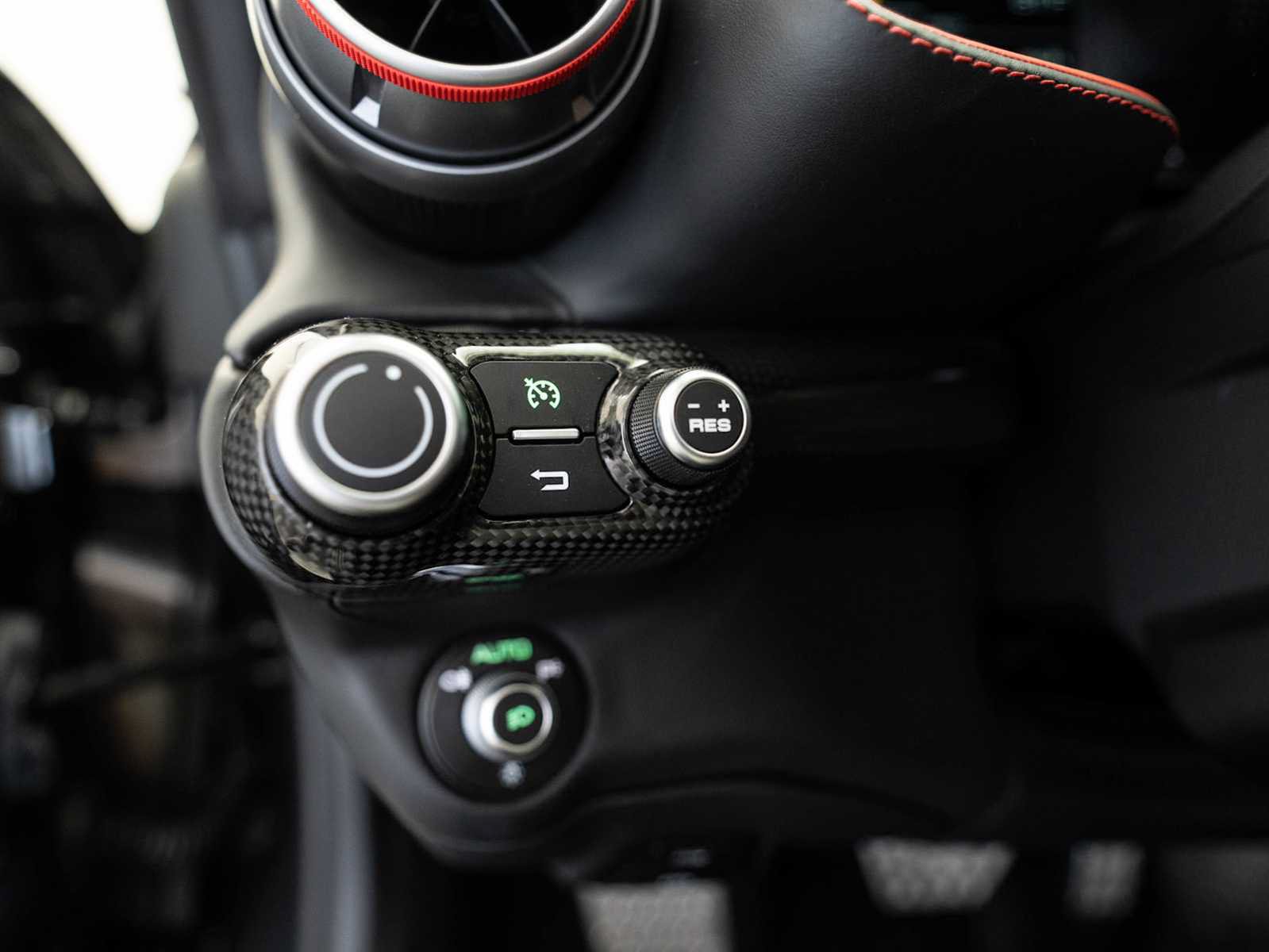 Used 2021 Ferrari 812 GTS RWD image 21