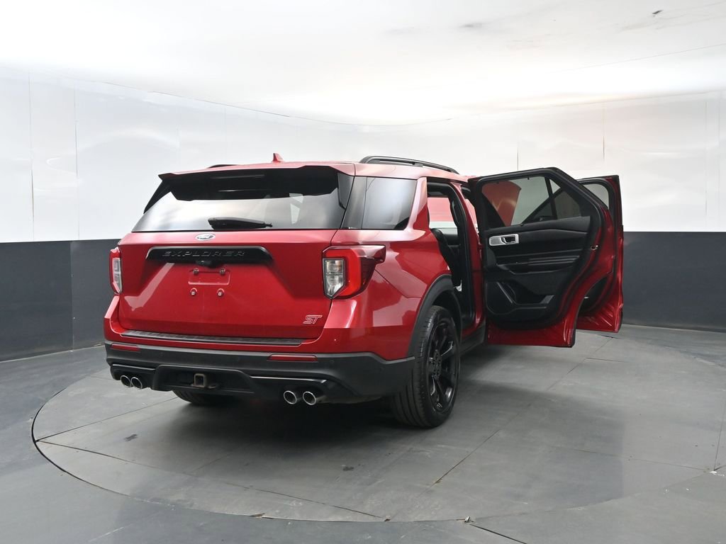 Used 2020 Ford Explorer ST w/ ST Street Pack AWD/4WD image 29