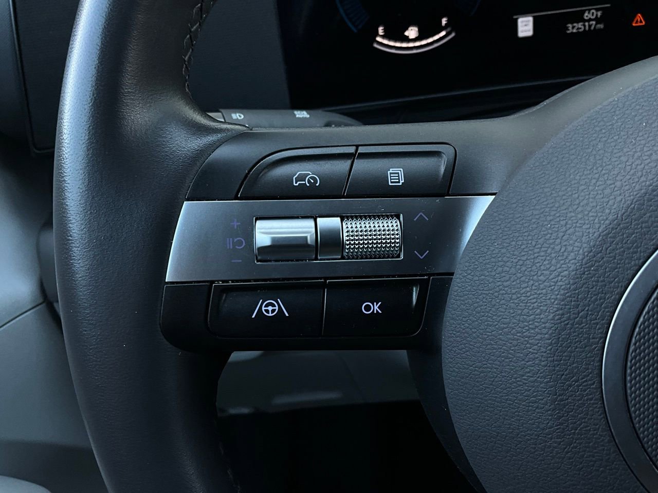 Used 2025 Hyundai Kona SEL image 34