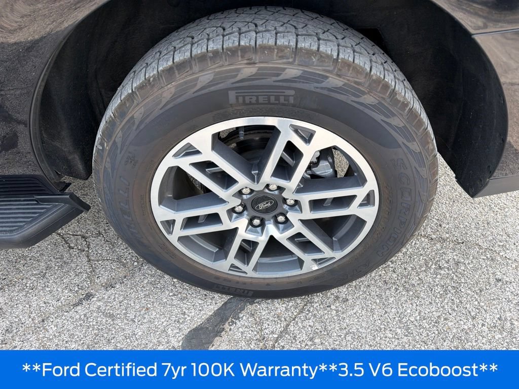 Used 2025 Ford Expedition Active AWD/4WD image 28
