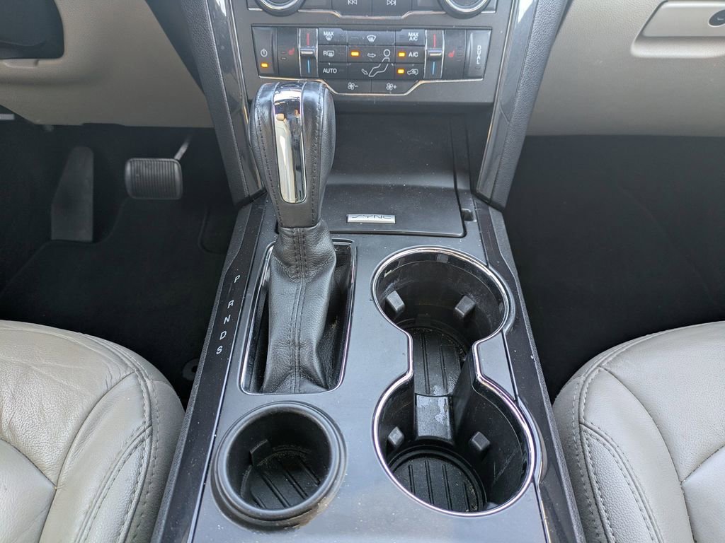 Used 2018 Ford Explorer XLT w/ Equipment Group 202A image 21