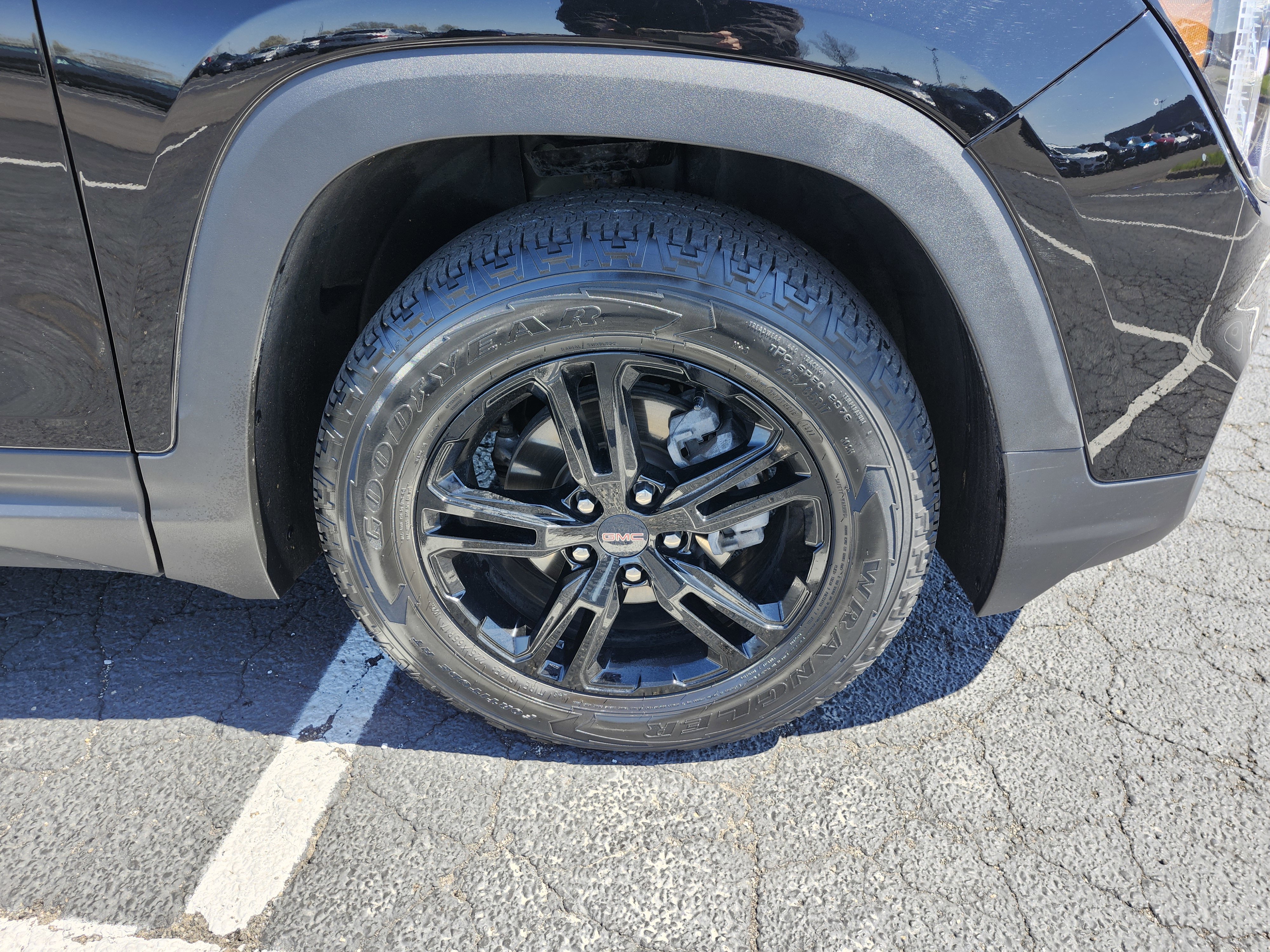 Used 2022 GMC Terrain AT4 w/ Infotainment Package II AWD/4WD image 11