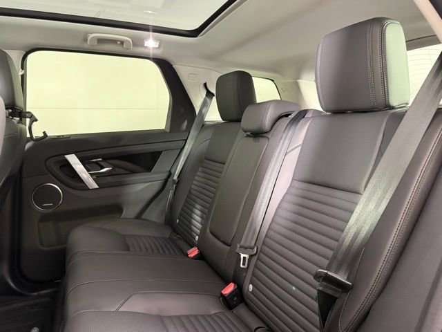 Used 2025 Land Rover Discovery Sport S image 24