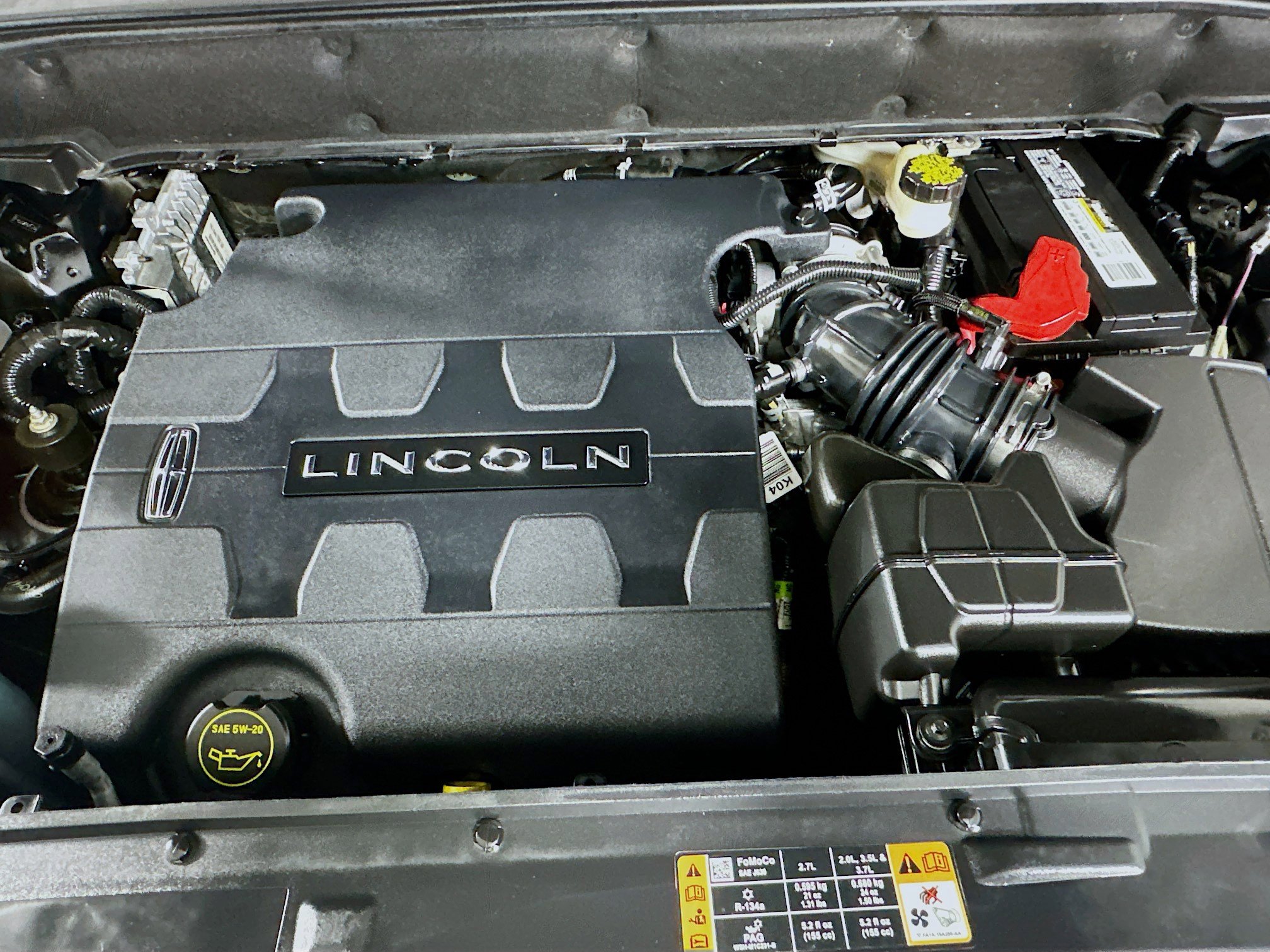 Used 2016 Lincoln MKX Reserve w/ Driver Assistance Package image 33