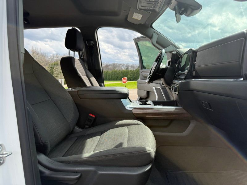 Used 2025 Chevrolet Silverado 2500 LT w/ Z71 Chrome Sport Edition AWD/4WD image 21